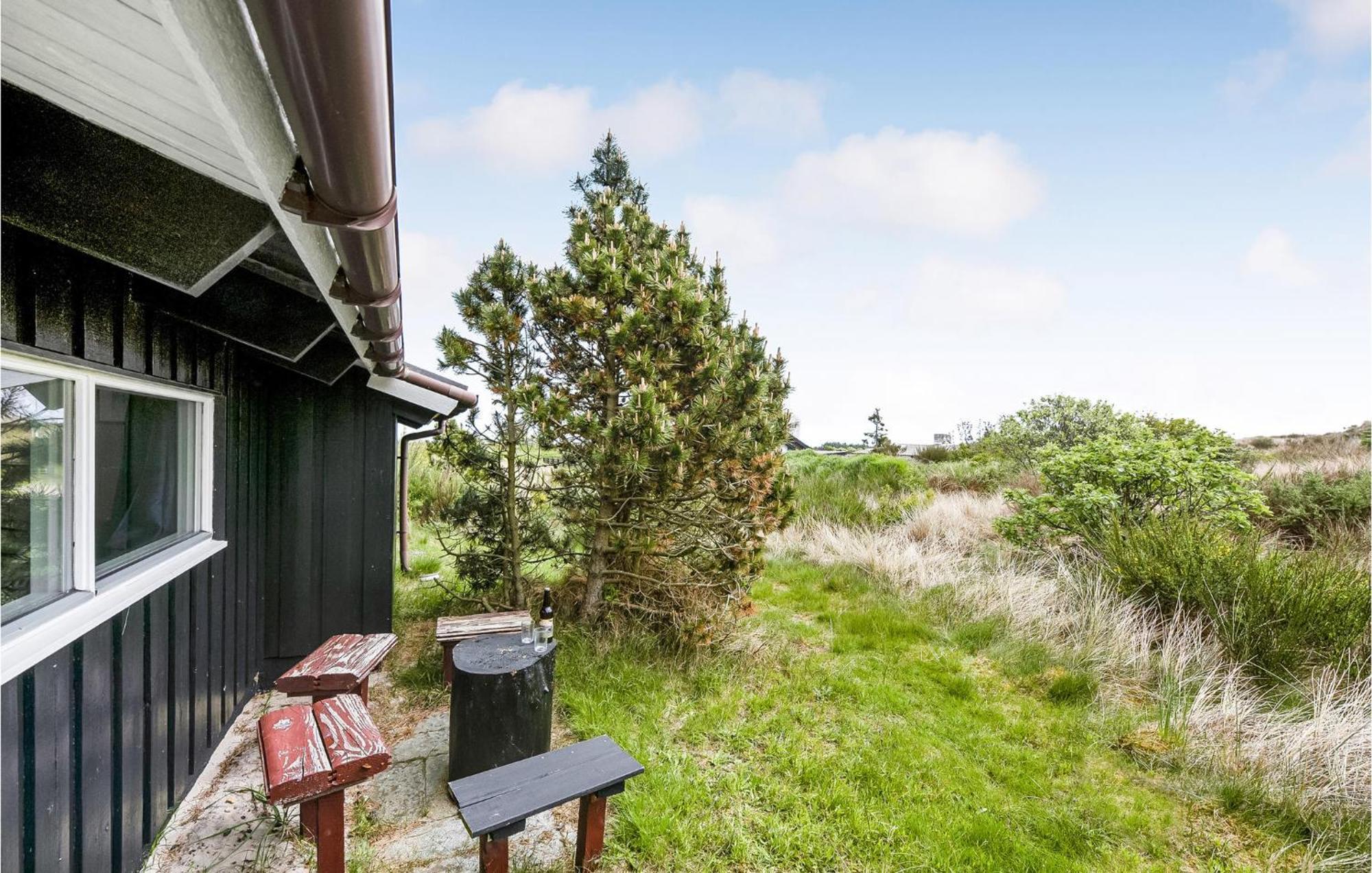 3 Bedroom Awesome Home In Hvide Sande Exterior foto